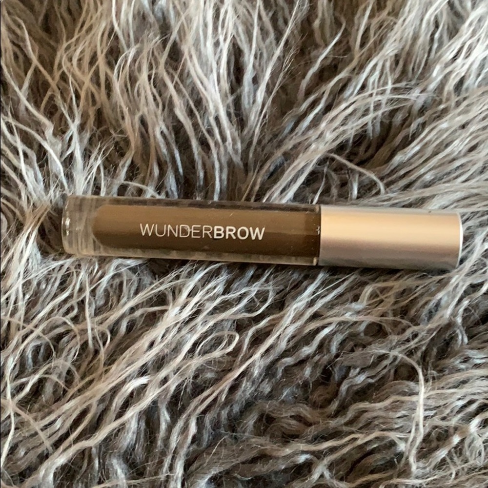 Wunderbrow in black/brown shade